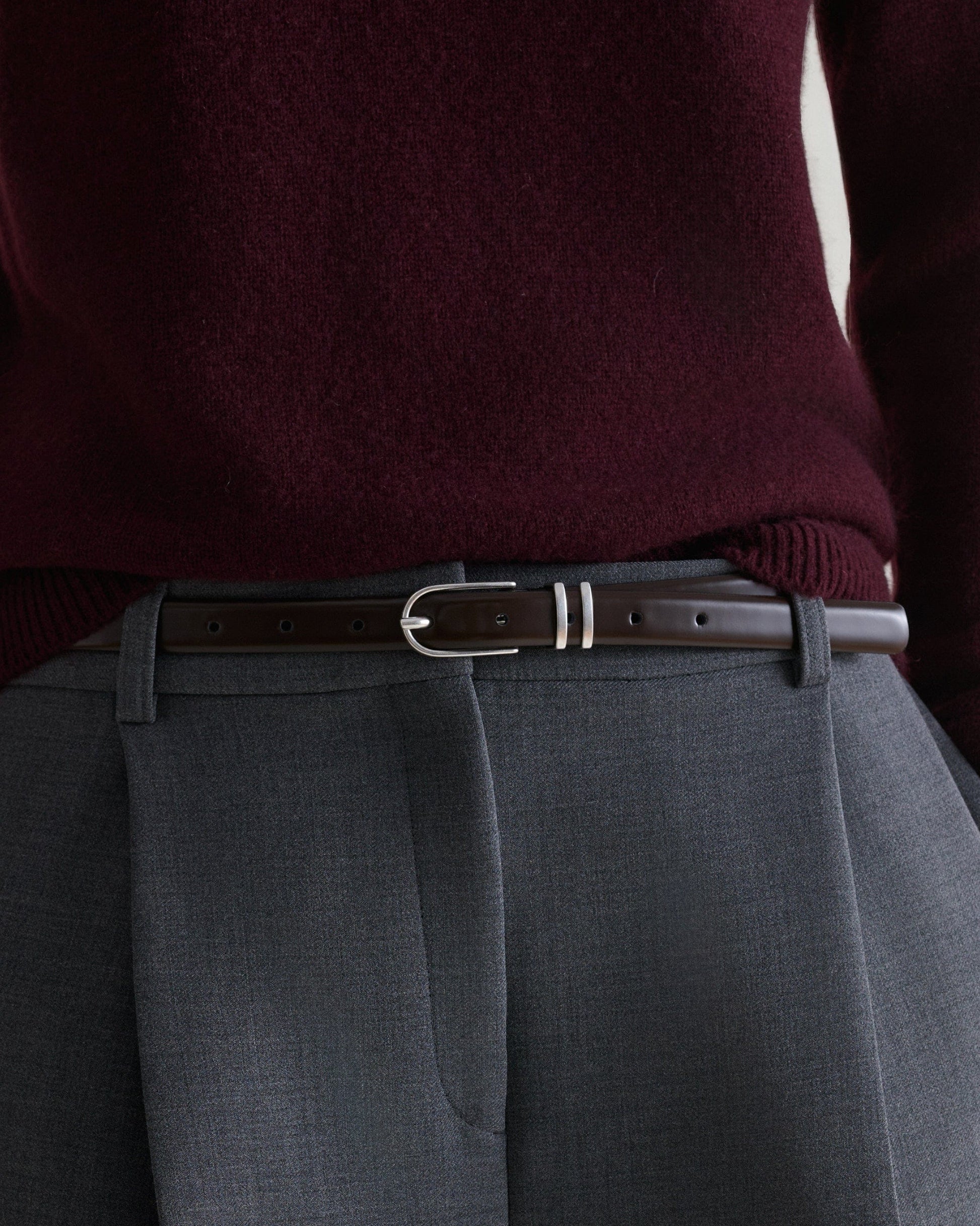 Women's Smooth Leather Narrow Belt - Brown