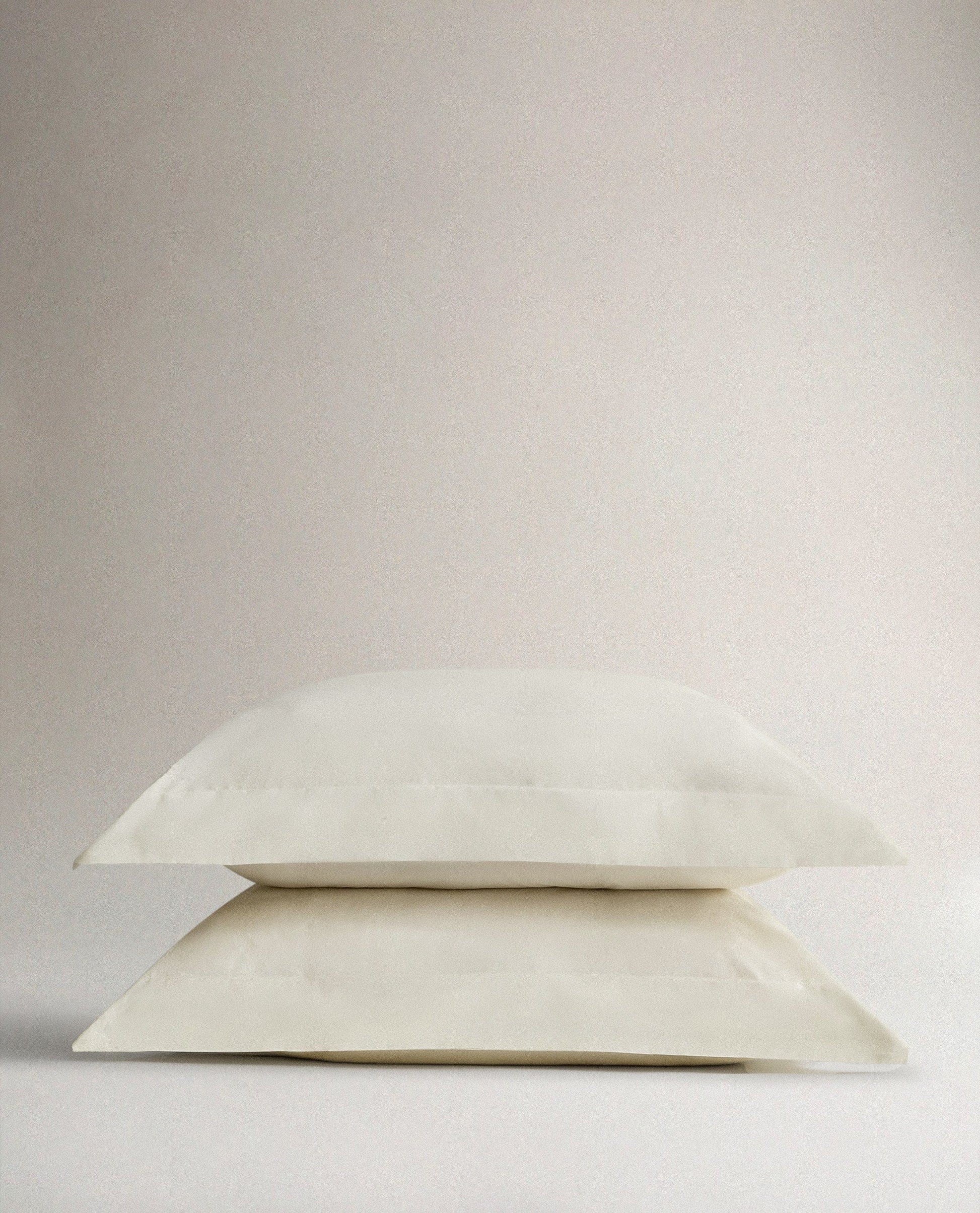 Soft & Smooth Cotton Sateen Oxford Pillowcases - Buttermilk