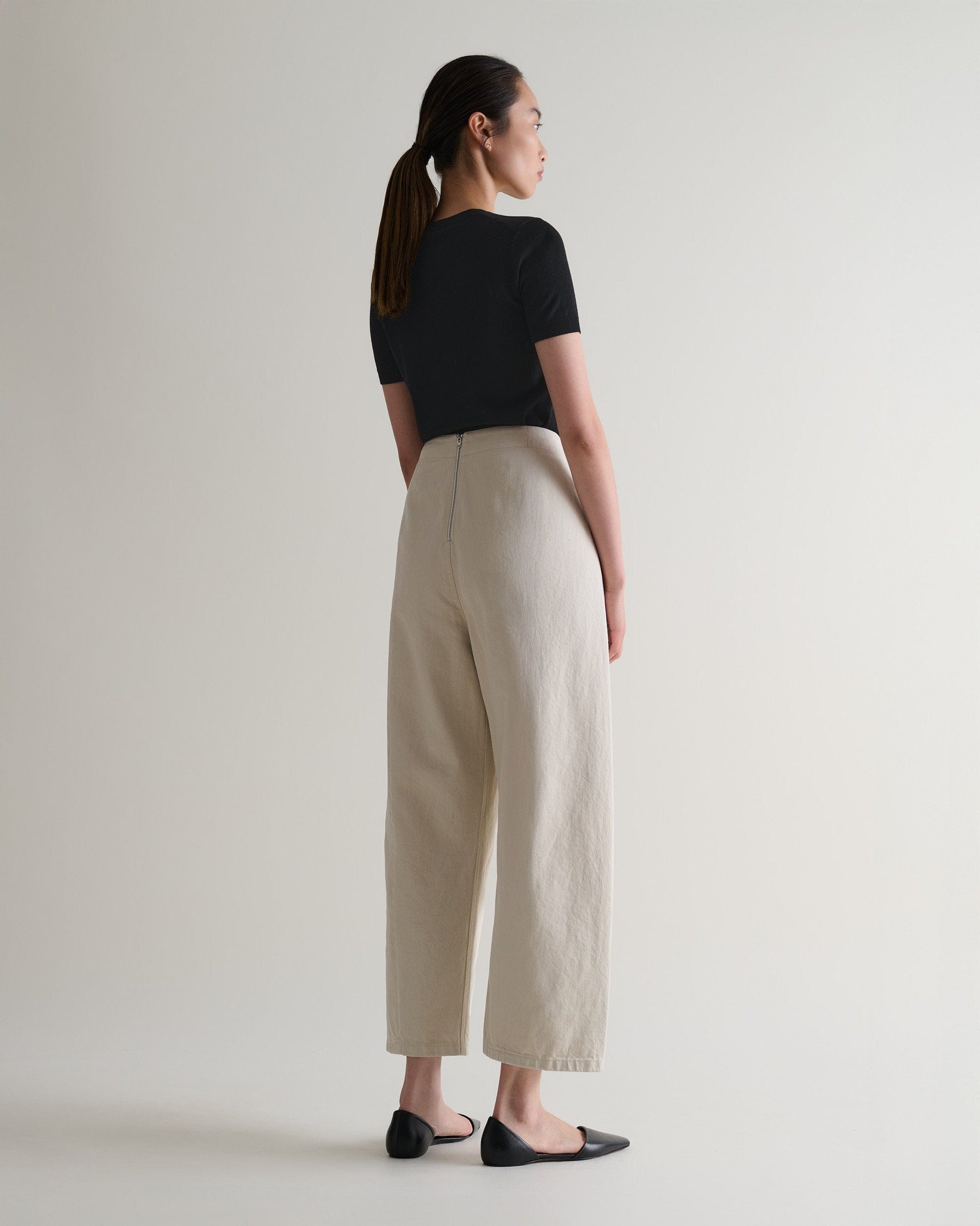 Women's Superfine Merino Wool Knitted T-shirt - Black