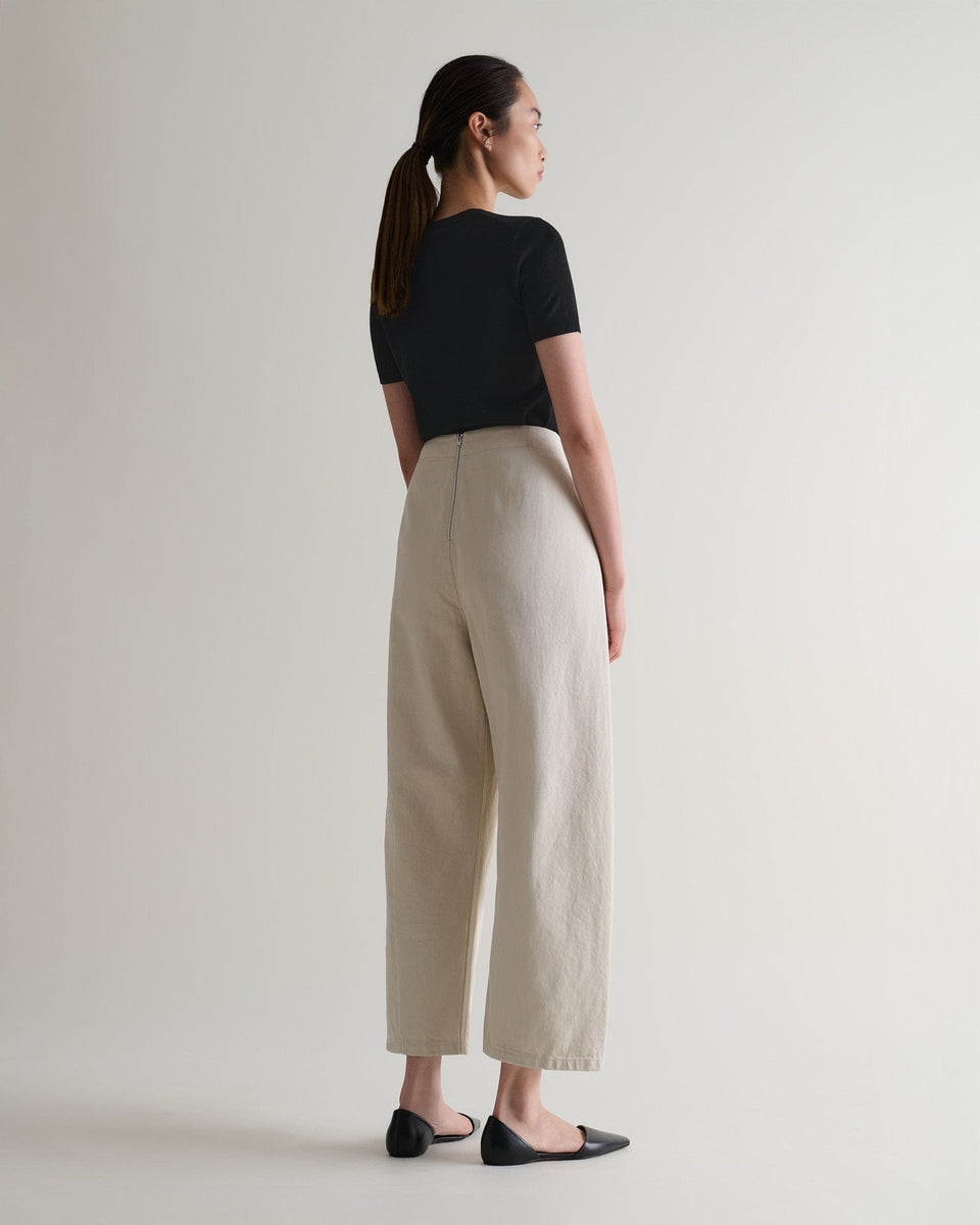 Women's Superfine Merino Wool Knitted T-shirt - Black