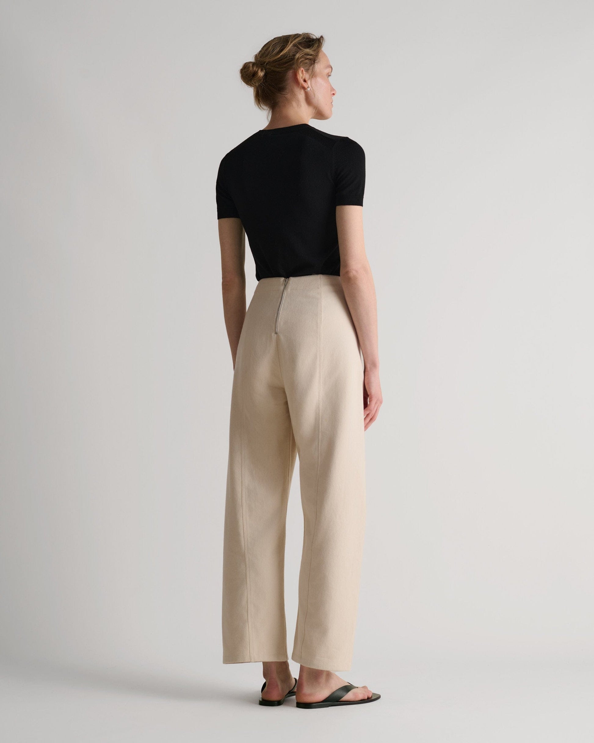 Women's Superfine Merino Wool Knitted T-shirt - Black