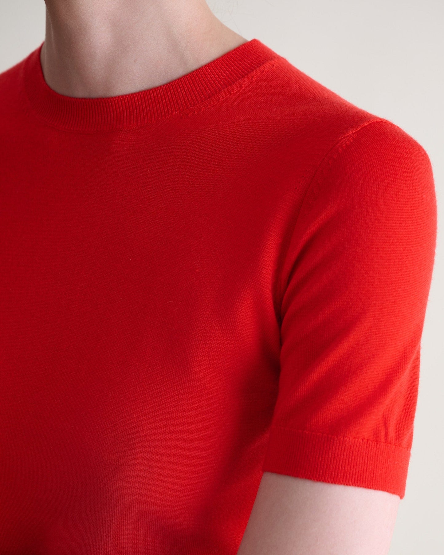 Women's Superfine Merino Wool Knitted T-shirt - Poppy