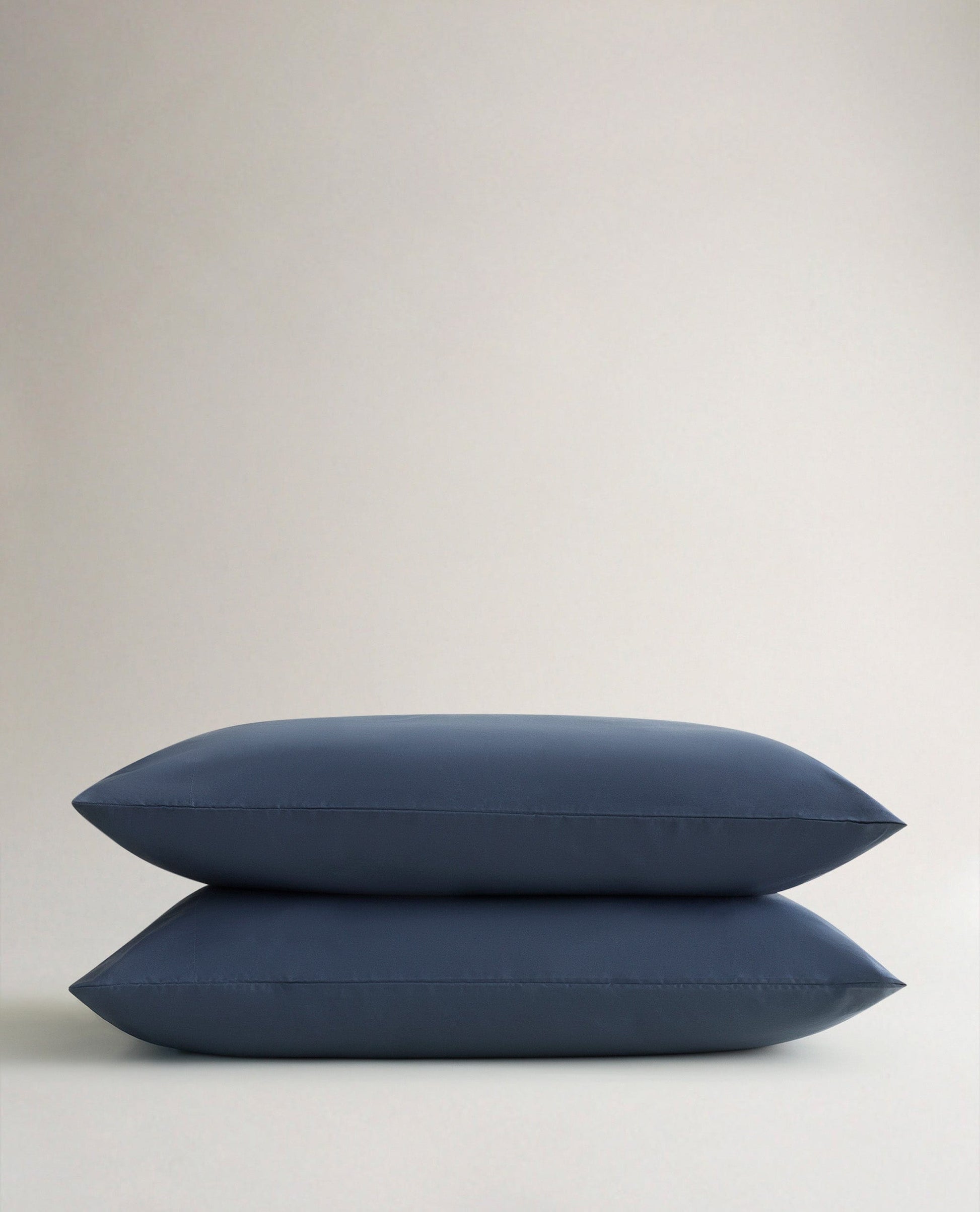The Soft & Smooth Luxury Pillowcase Set - Mood Indigo