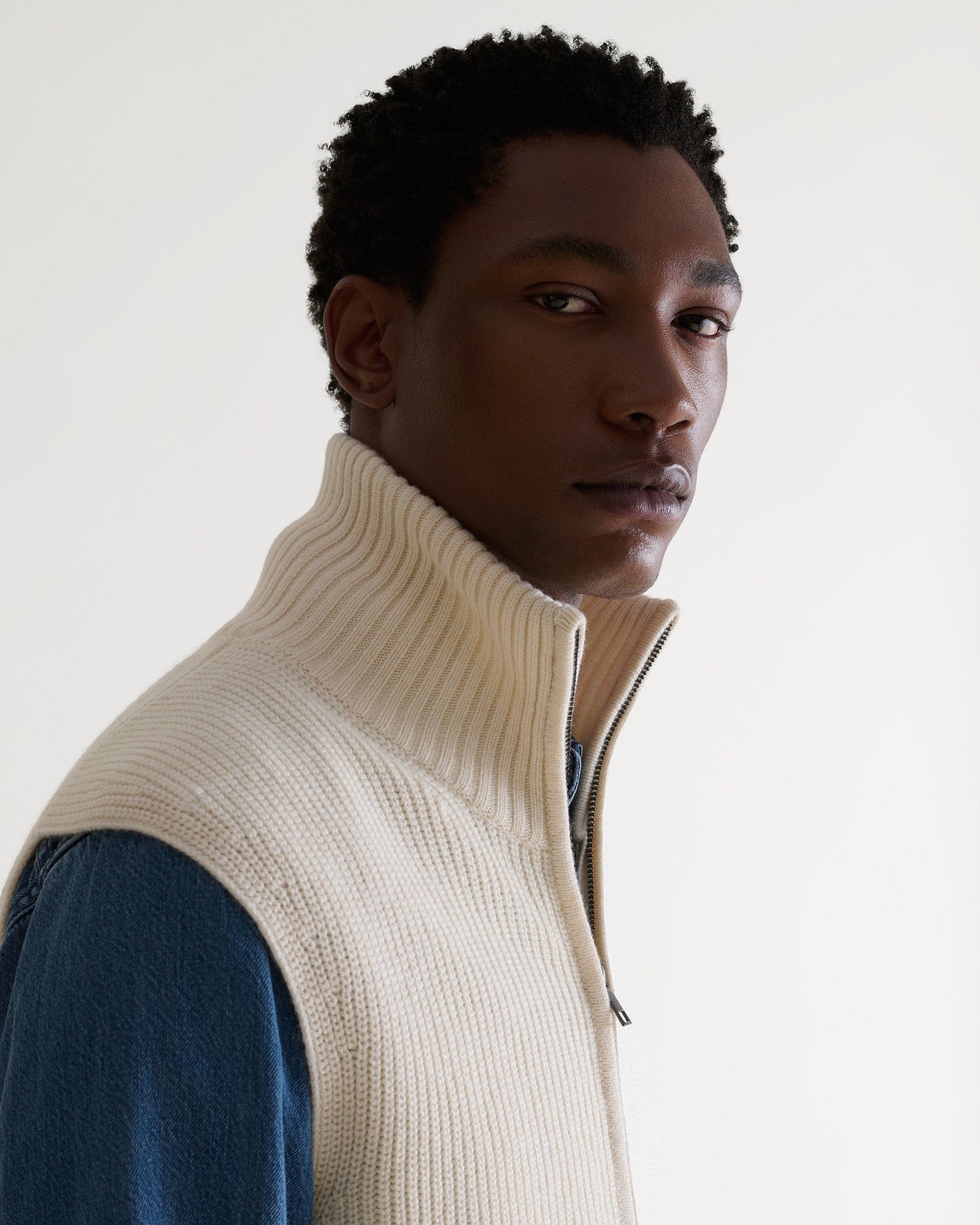 Men's Cashmere Merino Funnel Knit Vest - Parchment-[colour]-[size]-Rise &amp; Fall