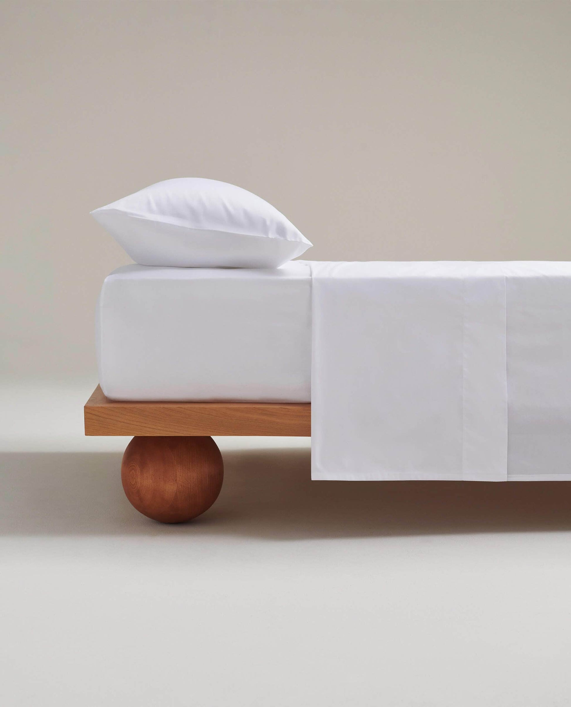 The Crisp & Cool Organic Luxury Flat Sheet - White