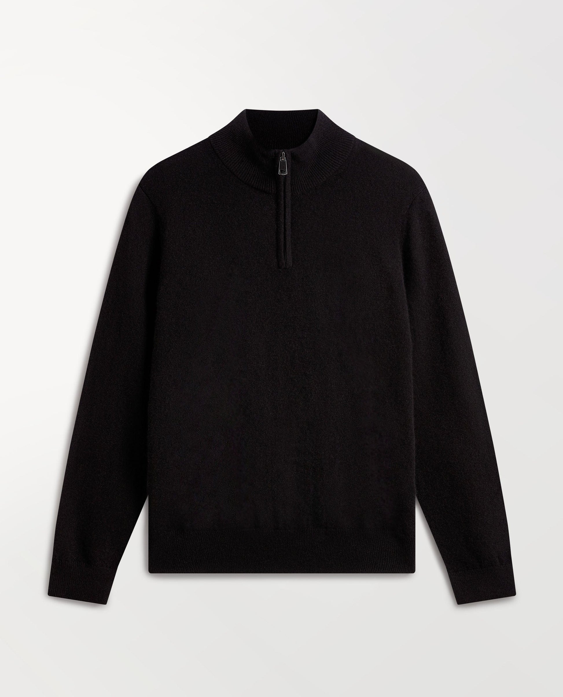 Image 2 of 5 wearing Rise & Fall's fine cashmere 1/4 zip jumper, black.