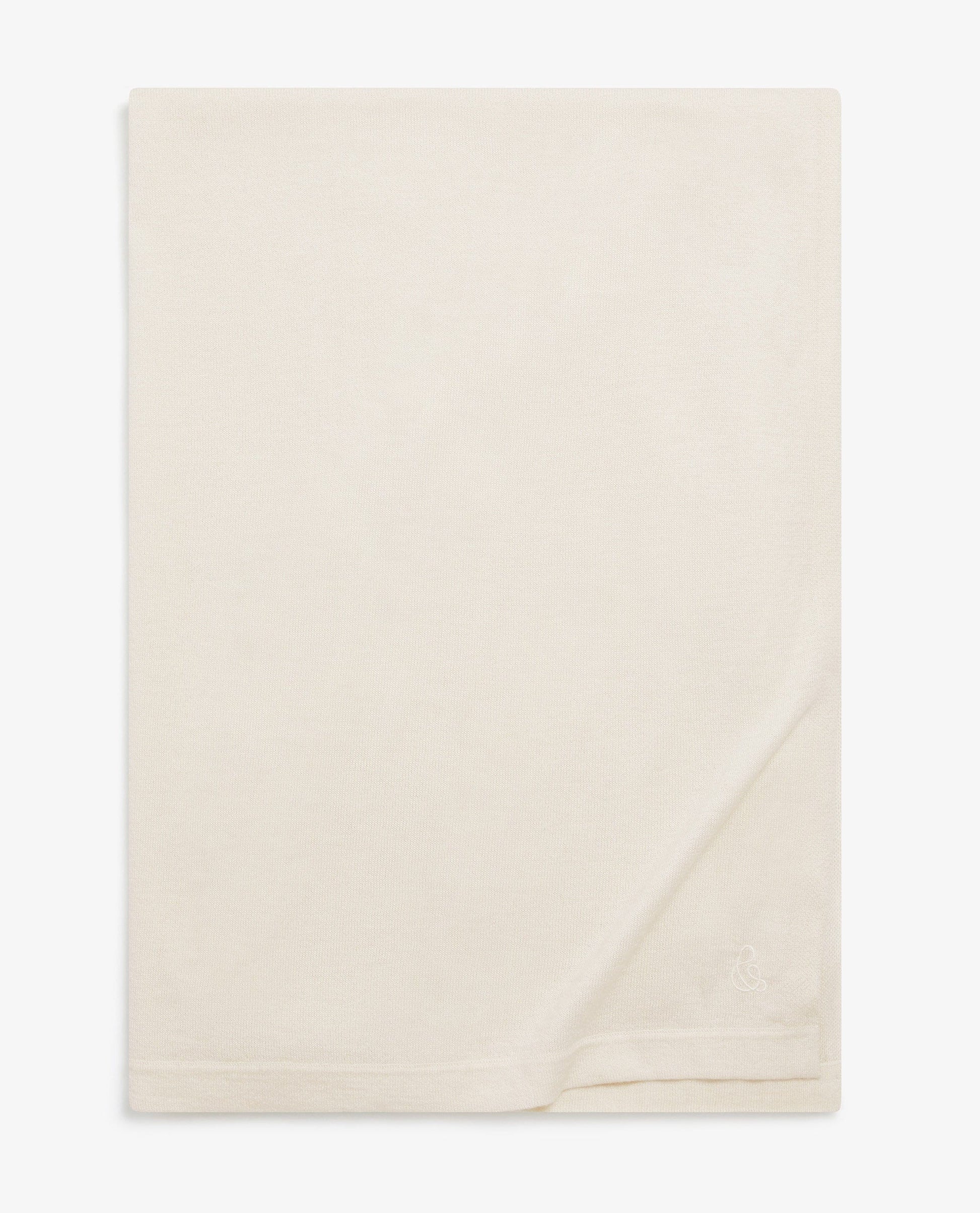 Image 4 of 4 showing Rise & Fall's oversized cashmere scarf in buttermilk.