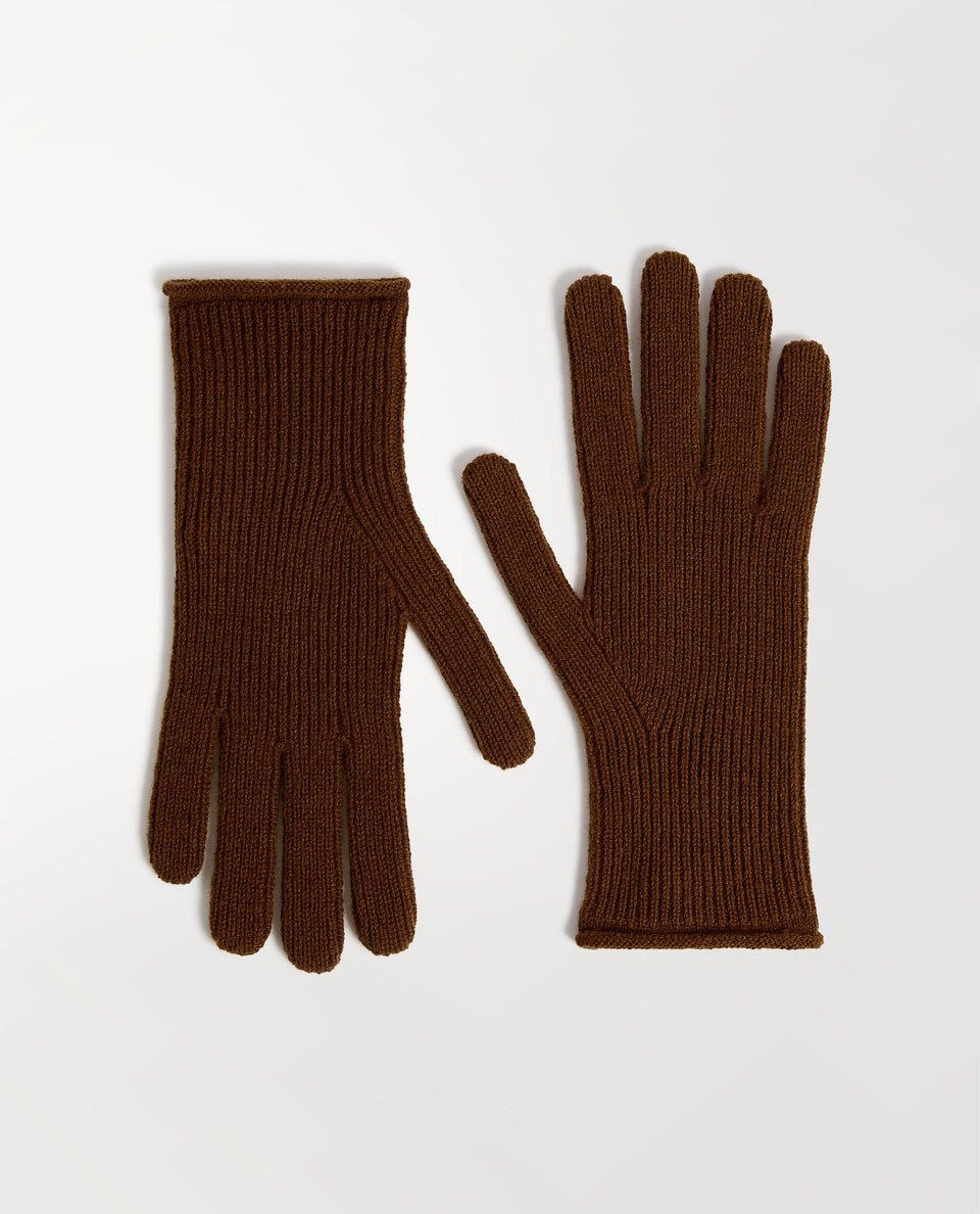 Close up of Rise & Fall's burl brown cashmere merino ribbed gloves
