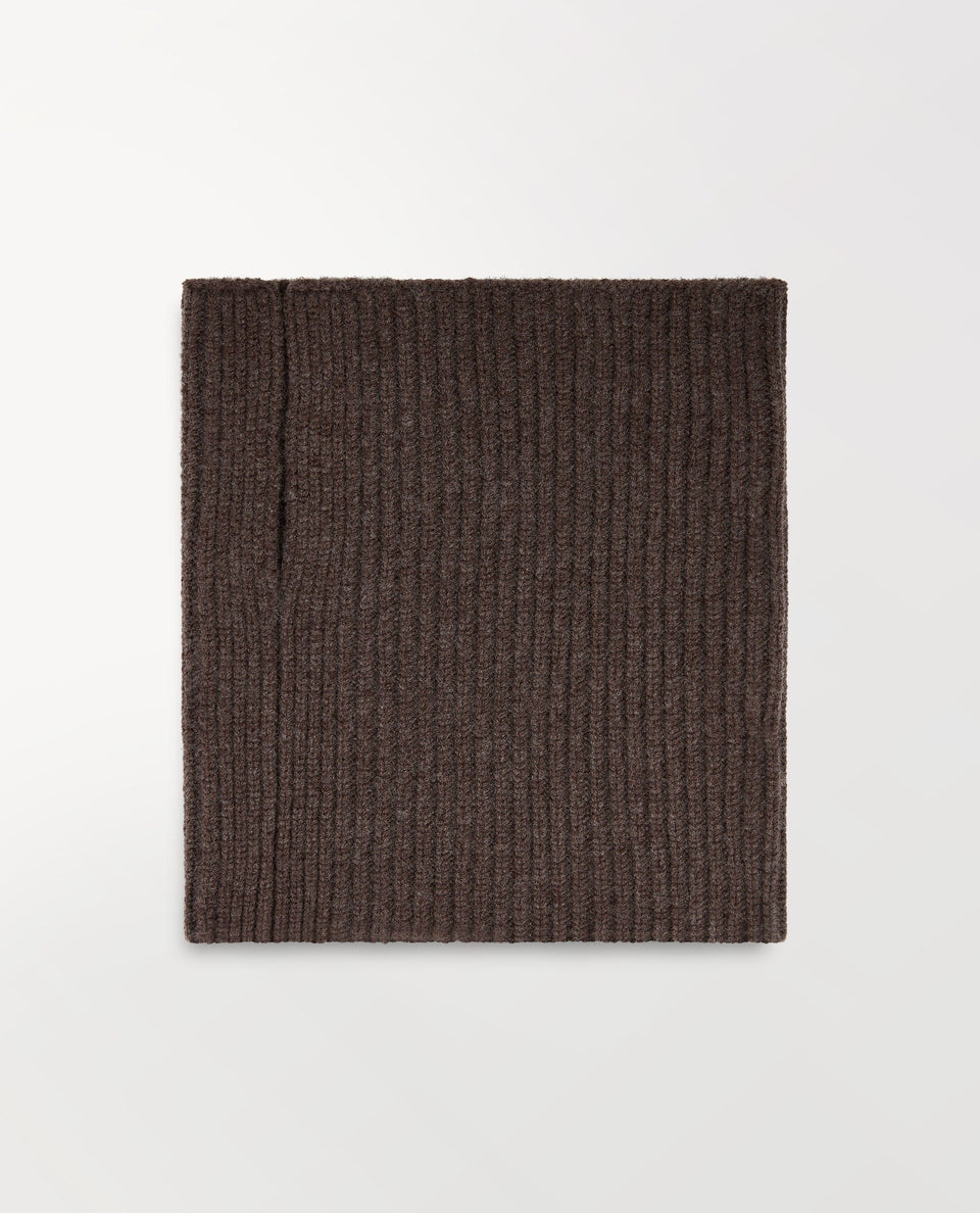 Top view of Rise & Fall's cashmere merino ribbed collar in chocolate