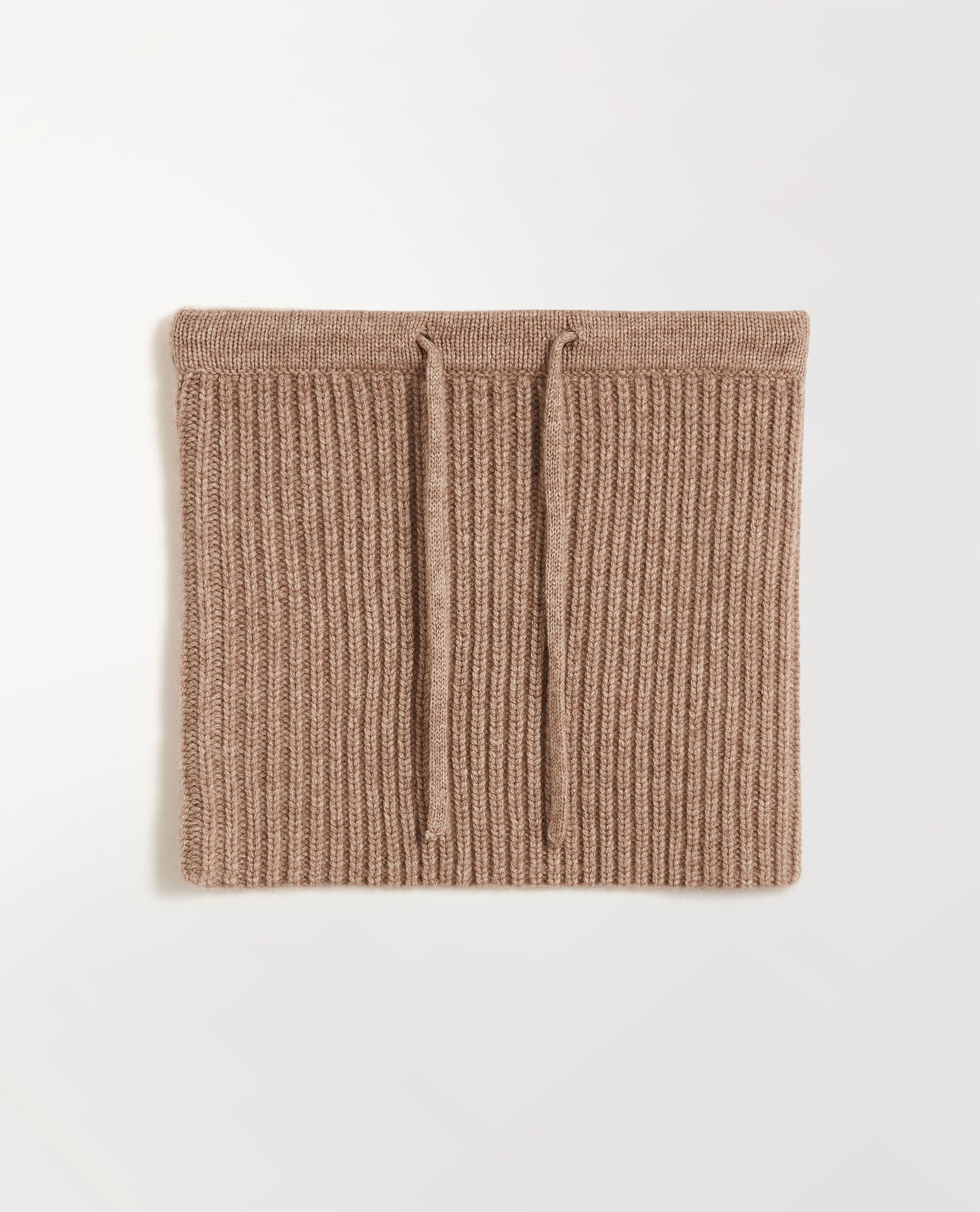 Close up of Rise & Fall's toast cashmere merino drawstring snood 