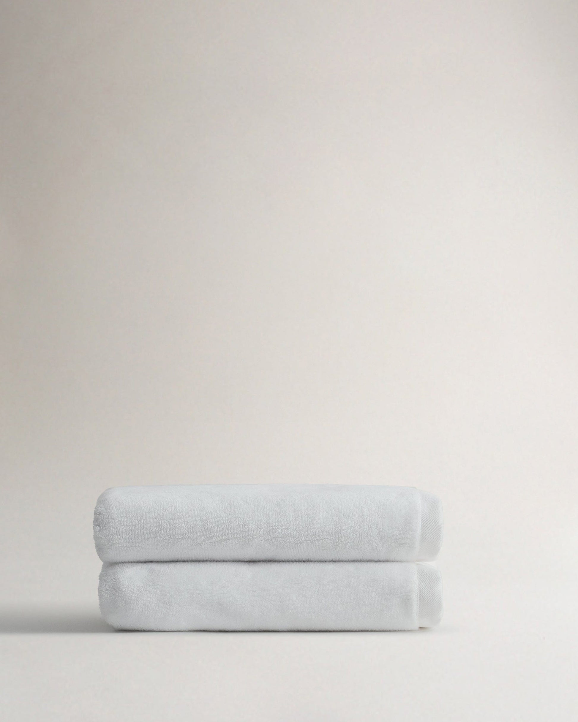 Rise & Fall's white ultra-absorbant Turkish cotton bath towel