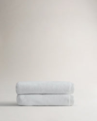 Rise & Fall's white ultra-absorbant Turkish cotton bath towel